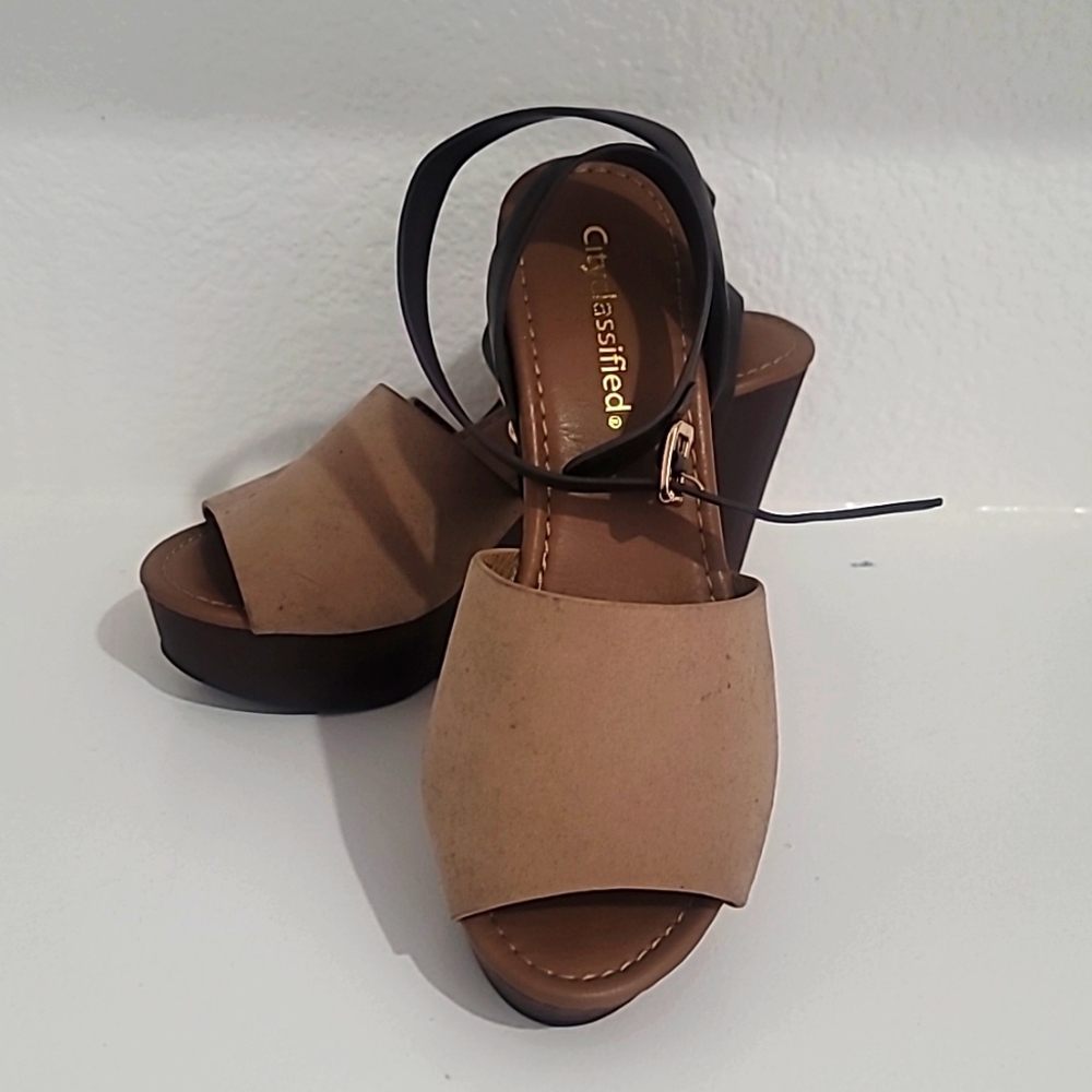 Platform wedges - summer sandals